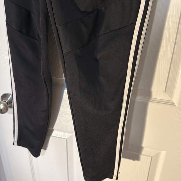 Adidas Men’s Essentials Rich Black Track Pants- Excellent Condition- Size L - Picture 5 of 10